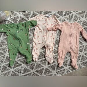 Set of Three Baby Onesies in Pink, Cream, and Green 3-6 MONTHS